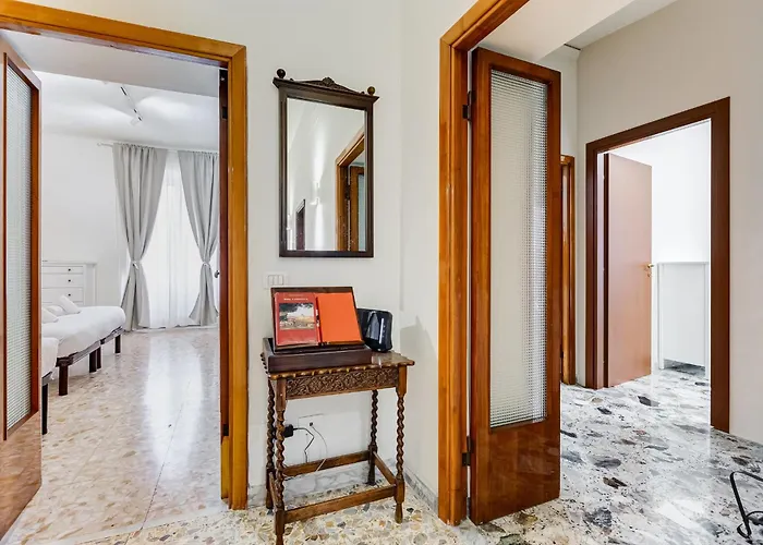 Vivilo Collection - San Vito View