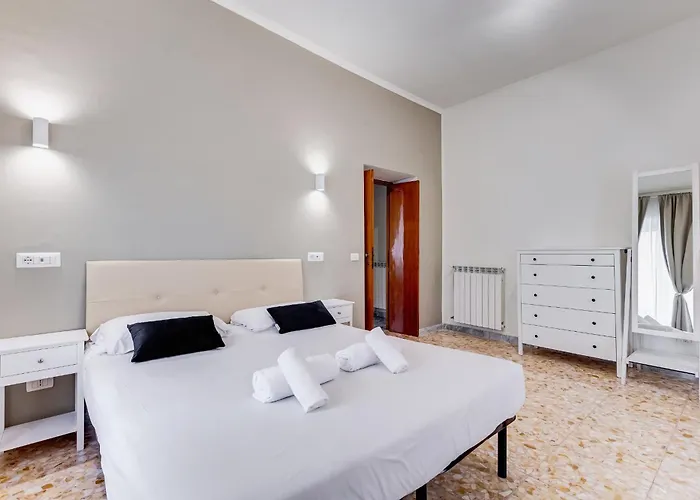 Vivilo Collection - San Vito View